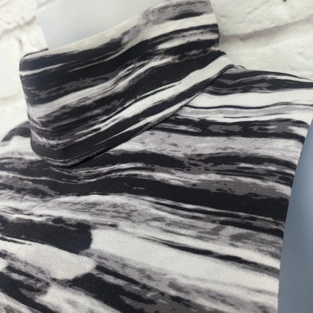 KEEPSAKE Women's Size XS Painted Stripe Subtract Dress NEW - Picture 4 of 14